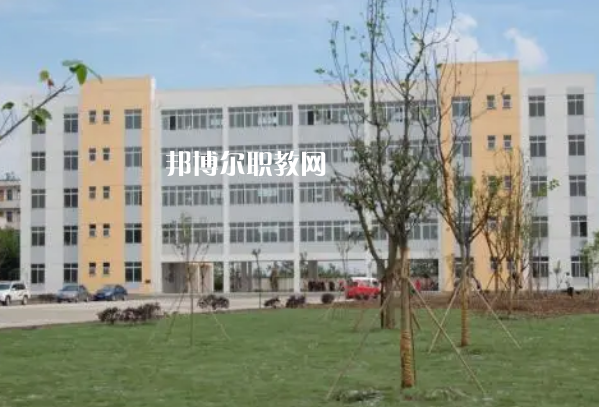 四川省廣漢市職業(yè)中專學(xué)校2022年報(bào)名條件、招生對(duì)象、招生要求