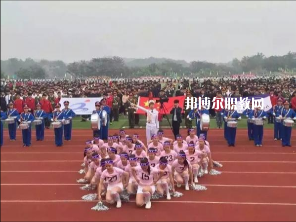 長安汽車(集團)有限責任公司技工學校2022年學費、收費多少