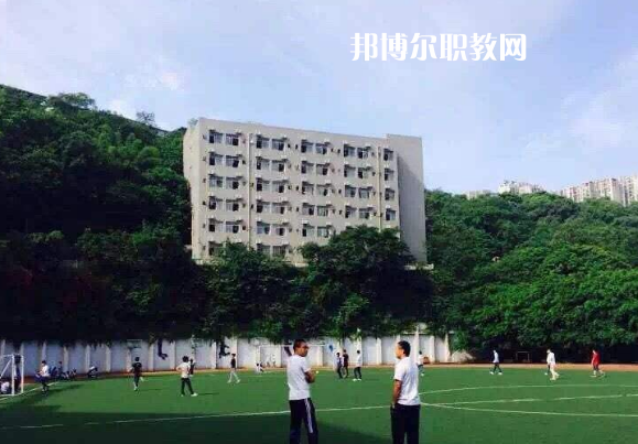 重慶九龍坡職業(yè)教育中心2022年報(bào)名條件、招生要求、招生對(duì)象
