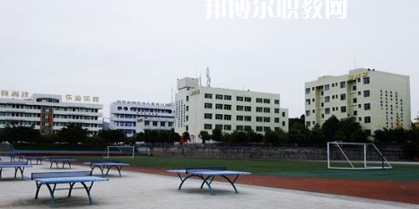 閬中江南高級職業(yè)中學(xué)2022年報名條件、招生要求、招生對象