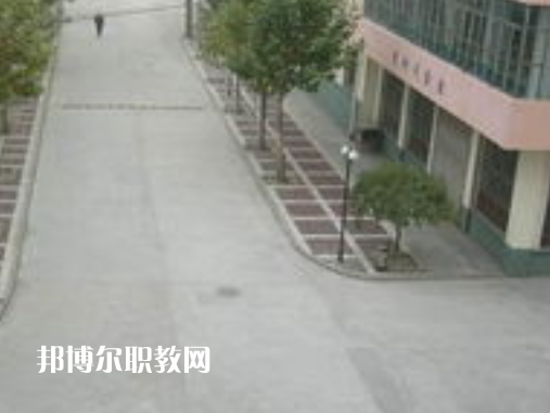 蘭州鐵路機(jī)械學(xué)校2022年報(bào)名條件、招生要求、招生對象