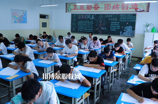 蘭州體育運(yùn)動(dòng)學(xué)校2022年報(bào)名條件、招生要求、招生對象