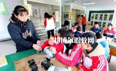 咸陽渭城區(qū)高級職業(yè)中學2022年報名條件、招生要求、招生對象
