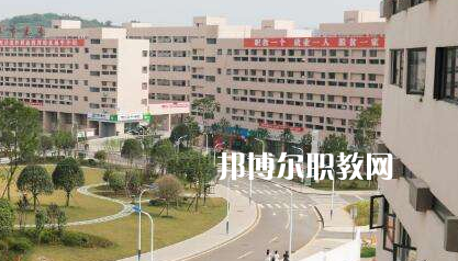 貴州畢節(jié)衛(wèi)生學(xué)校2022年報名條件、招生要求、招生對象