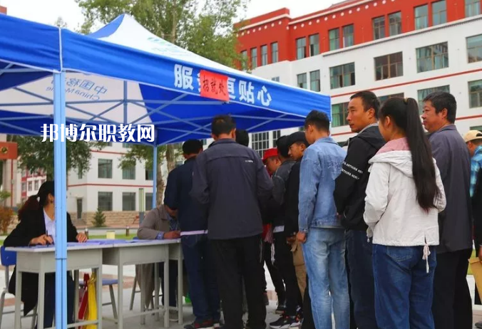 甘南藏族自治州職業(yè)中專2022年學(xué)費(fèi)、收費(fèi)多少