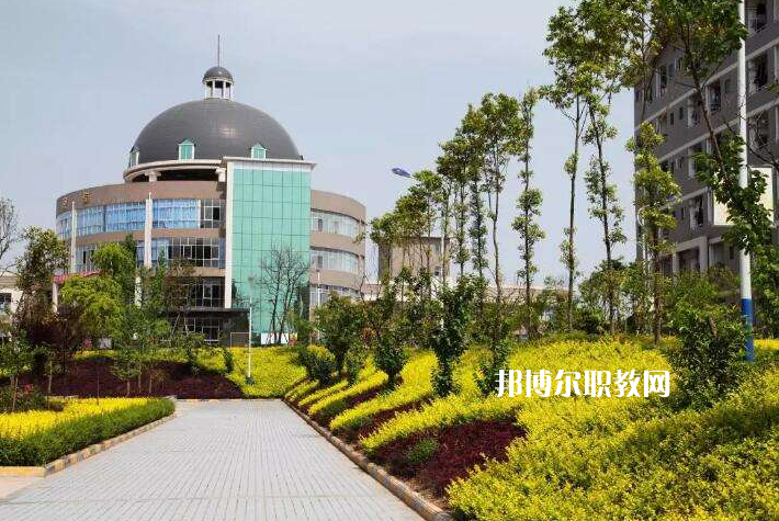 重慶涪陵區(qū)職業(yè)教育中心2022年報(bào)名條件、招生要求、招生對(duì)象