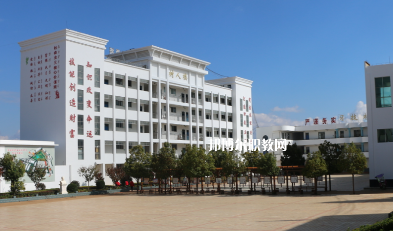 鹽源縣職業(yè)中學(xué)怎么樣、好不好