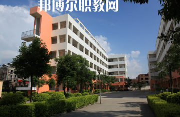 四川省德昌縣職業(yè)高級中學(xué)2022年報名條件、招生要求、招生對象