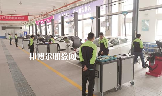 河北曲陽(yáng)雕刻學(xué)校2022年學(xué)費(fèi)、收費(fèi)多少