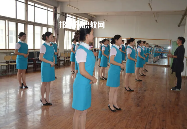 廊坊華航航空學(xué)校2022年報名條件、招生要求、招生對象
