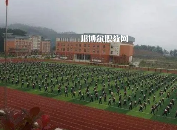 云南貿(mào)易經(jīng)濟(jì)學(xué)校2022年報名條件、招生要求。招生對象