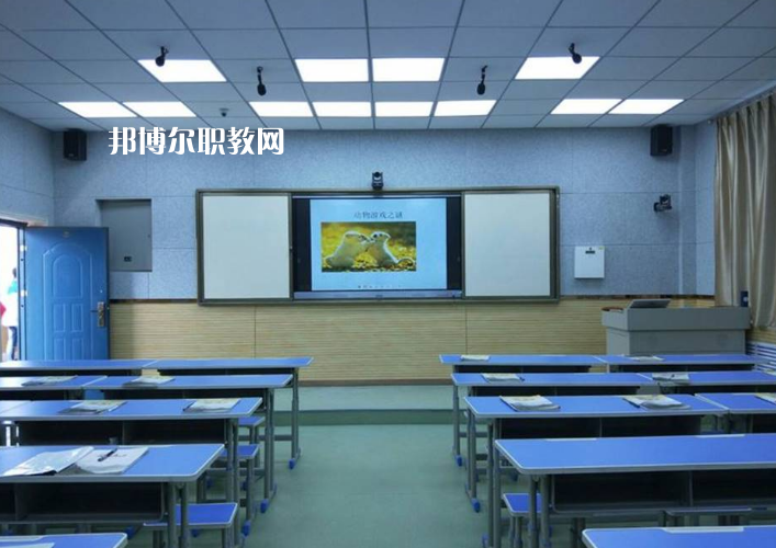 楊陵區(qū)職業(yè)教育中心2022年報名條件、招生要求、招生對象