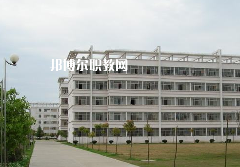 江蘇建湖中等專業(yè)學(xué)校2022年報(bào)名條件、招生要求、招生對(duì)象