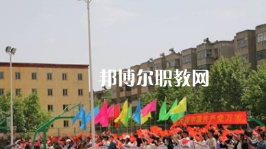 瑞麗國際珠寶翡翠學(xué)校2022年報名條件、招生要求、招生對象