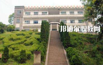 保山市昌寧縣職業(yè)技術(shù)學(xué)校2022年報(bào)名條件、招生要求、招生對(duì)象