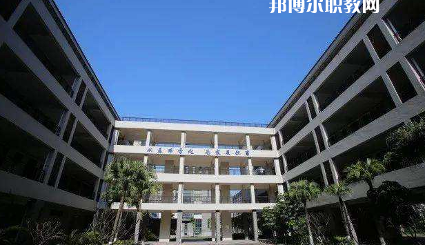佛山高明區(qū)高級技工學(xué)校2022年報(bào)名條件、招生要求、招生對象