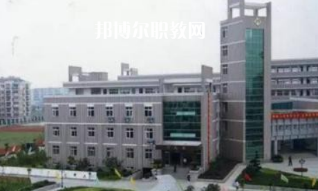 樂至縣回瀾職業(yè)中學(xué)2022年報名條件、招生要求、招生對象