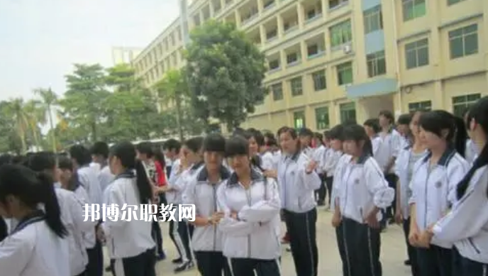 高州第一技工學(xué)校2022年報名條件、招生要求、招生對象