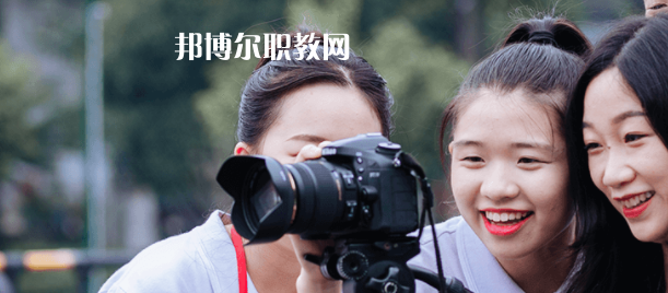 成都現(xiàn)代職業(yè)技術(shù)學(xué)校2022年報(bào)名條件、招生要求、招生對(duì)象
