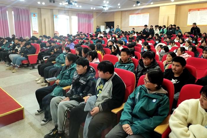 皖西經(jīng)濟技術(shù)學(xué)校2022年報名條件、招生要求、招生對象