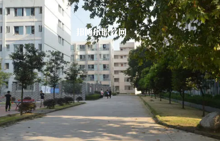 遂寧職業(yè)技術(shù)學(xué)校2022年學(xué)費(fèi)、收費(fèi)多少