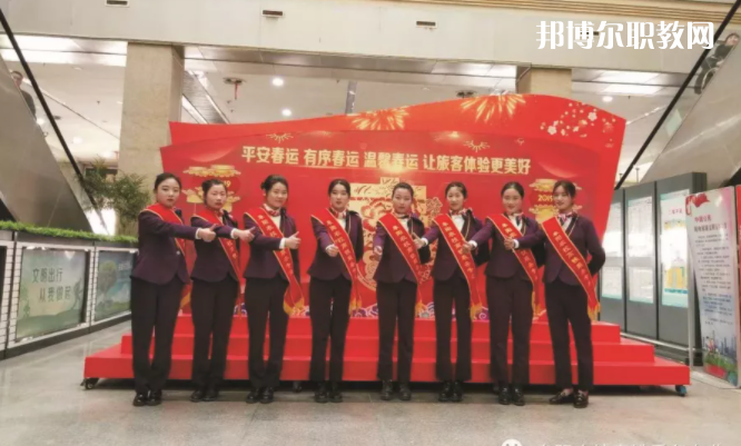 安徽省阜陽(yáng)農(nóng)業(yè)學(xué)校2022年招生辦聯(lián)系電話(huà)