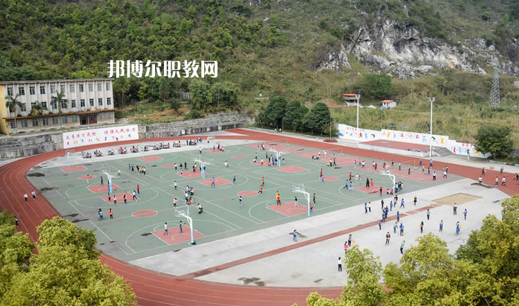 河池衛(wèi)生學(xué)校2022年報名條件、招生要求、招生對象