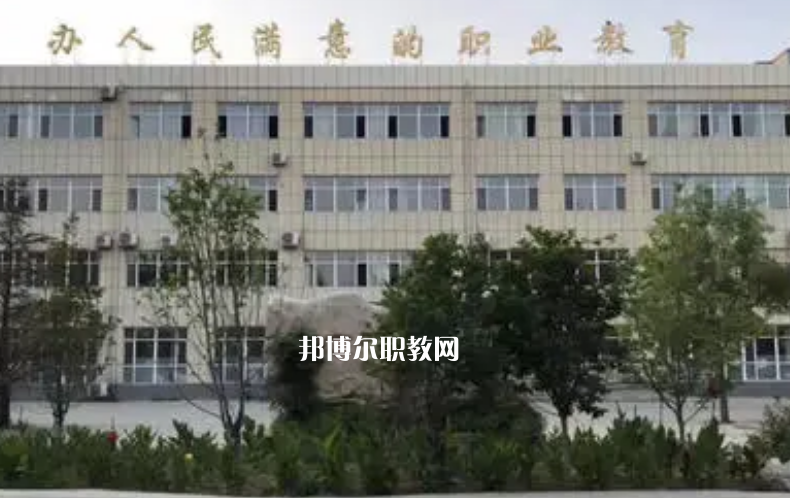 廊坊益田藝術(shù)學(xué)校2022年招生辦聯(lián)系電話(huà)