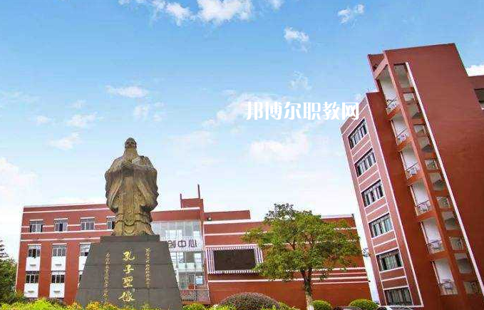 貴州輕工職業(yè)技術(shù)學院中專部2022年報名條件、招生要求、招生對象