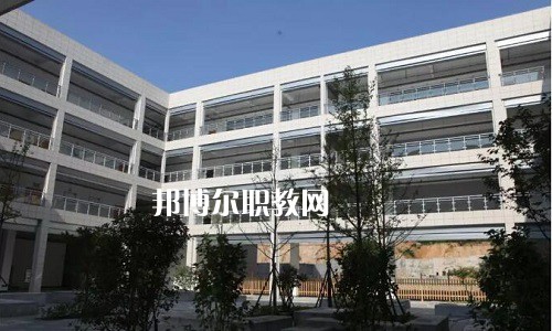 黃山旅游管理學(xué)校2022年報名條件、招生要求、招生對象