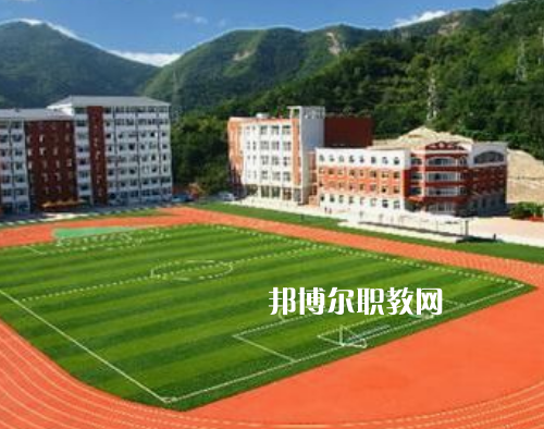 重慶醫(yī)院科技學(xué)校2022年報名條件、招生要求、招生對象