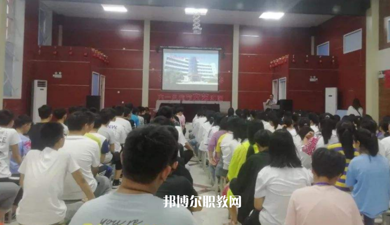 博野縣職業(yè)技術(shù)教育中心2022年報(bào)名條件、招生要求、招生對(duì)象