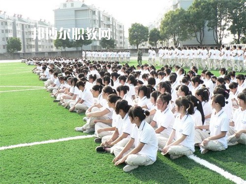 安慶工業(yè)學(xué)校2022年報名條件、招生要求、招生對象