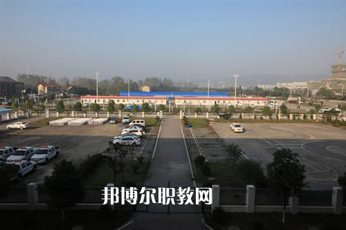 安徽滁州技師學(xué)院2022年報(bào)名條件、招生要求、招生對(duì)象