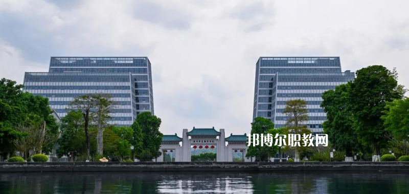 廣東華夏技工學校2022年報名條件、招生要求、招生對象