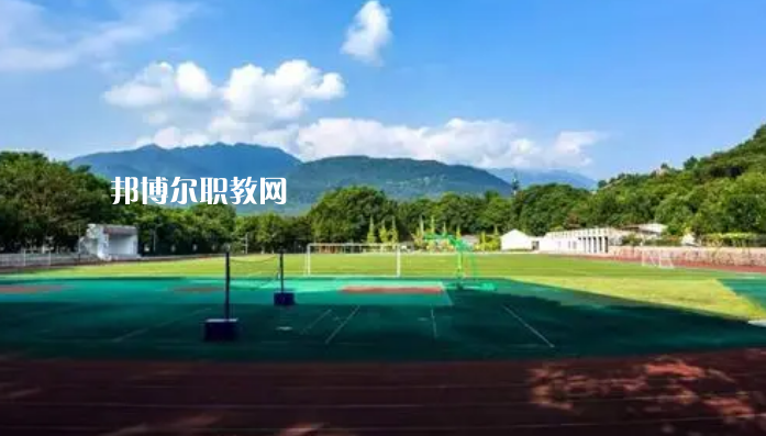 四川食品藥品學(xué)校2022年報(bào)名條件、招生要求、招生對(duì)象