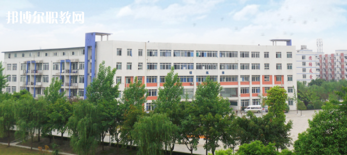 昆明盤龍職業(yè)高級中學(xué)2022有哪些專業(yè)