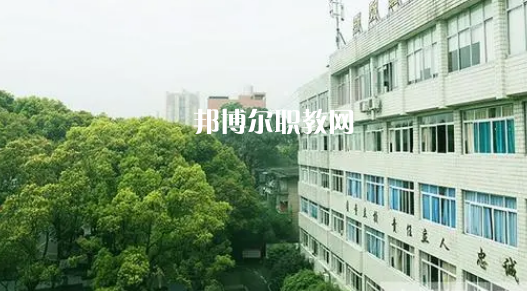 德宏州中等職業(yè)學(xué)校2022年學(xué)費、收費多少