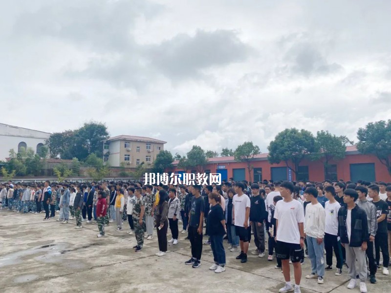 銅陵智通職業(yè)技術(shù)學(xué)校2022年報(bào)名條件、招生要求、招生對象