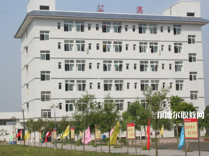 廣安武勝嘉陵職業(yè)技術(shù)學(xué)校2022年報(bào)名條件、招生要求、招生對(duì)象