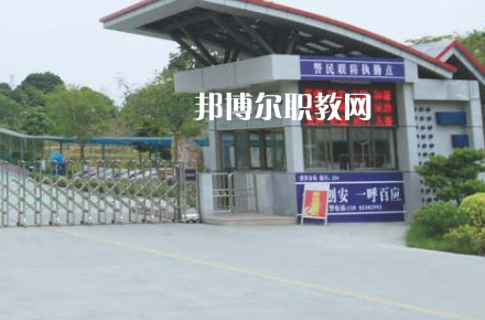 東莞汽車技術(shù)學校2022年報名條件、招生要求、招生對象 