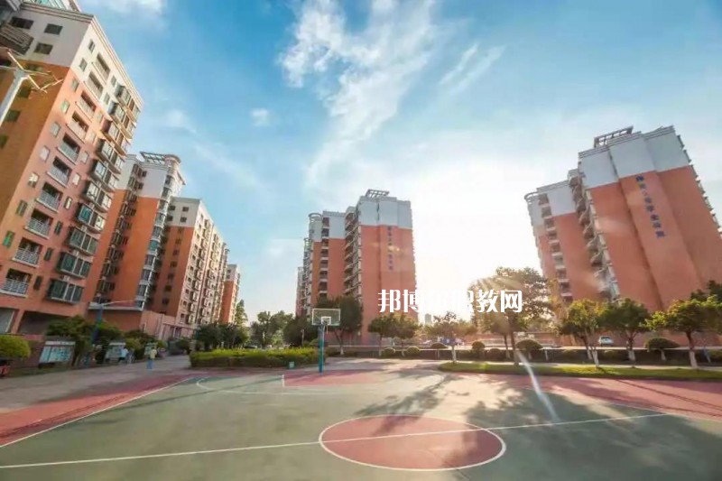東莞南博職業(yè)技術(shù)學(xué)校2022年學(xué)費(fèi)、收費(fèi)多少