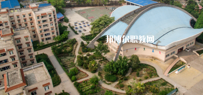成都中醫(yī)藥大學(xué)附屬醫(yī)院針灸學(xué)校怎么樣、好不好