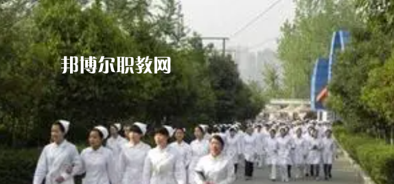 四川人民醫(yī)院護(hù)士學(xué)校怎么樣、好不好