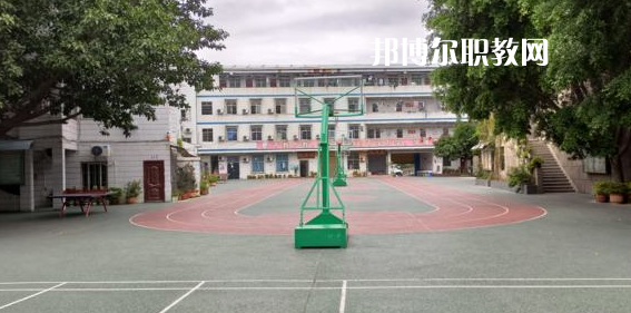 攀枝花商貿(mào)電子職業(yè)技術(shù)學(xué)校2022年學(xué)費(fèi)、收費(fèi)多少