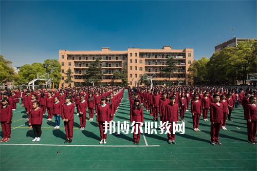 湖南省經(jīng)濟(jì)貿(mào)易職業(yè)中專學(xué)校2022年報(bào)名條件、招生要求、招生對象
