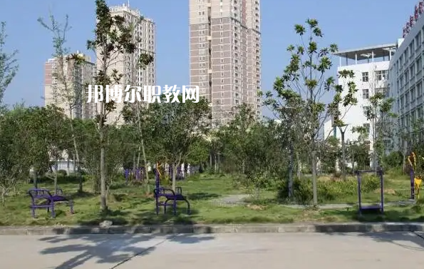 安陸中等職業(yè)技術(shù)學(xué)校2022年報名條件、招生要求、招生對象