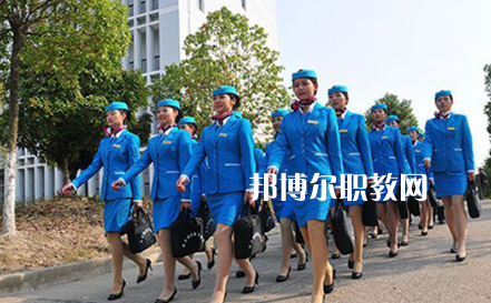 武漢交通科技學(xué)校2022年報名條件、招生要求、招生對象