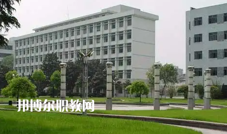 湖北旅游學校2022年報名條件、招生要求、招生對象
