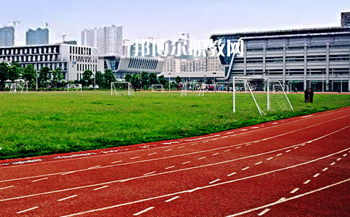 武漢第一職教中心2022年報名條件、招生要求、招生對象